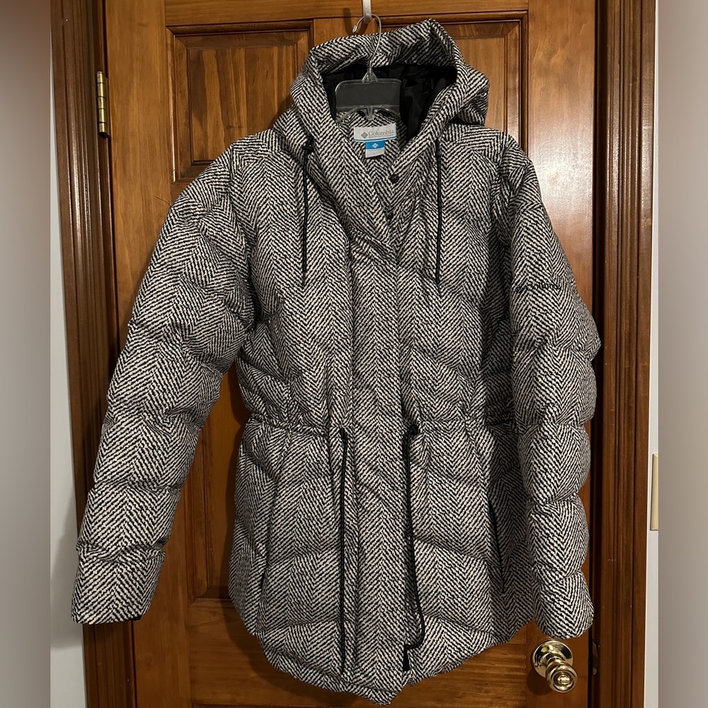 Columbia Down Jacket, Womens Large. Icy Heights II